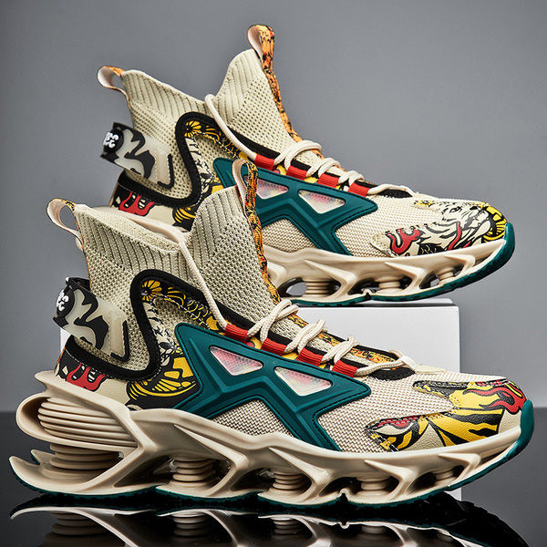 Naujo modelio vyriški aukšti sportbačiai su spalvotomis aplikacijomis