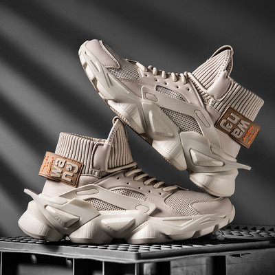 Botine de toamna-iarna cu inalte si un grup de talpi