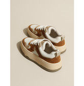 Γυναικεία sneakers από τεχνητό σουέτ με επίπεδη σόλα