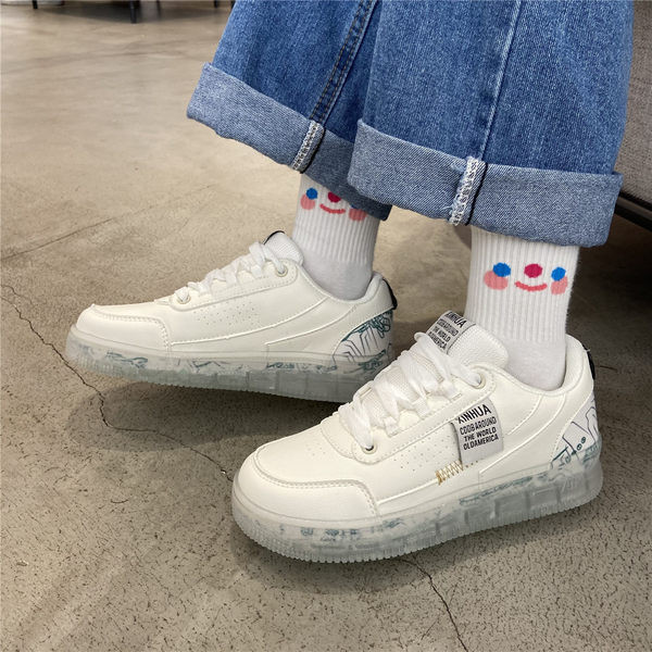 Adidași de damă cu talpă din silicon de culoare albă