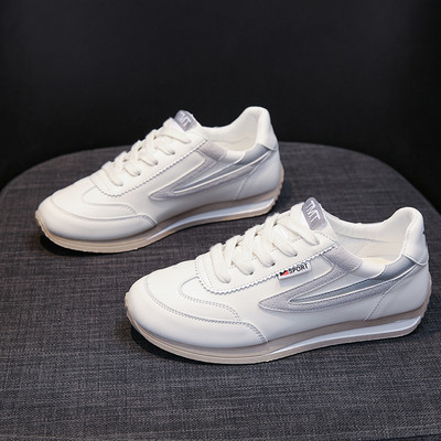 Γυναικεία casual sneakers από οικολογικό δέρμα με επίπεδη σόλα