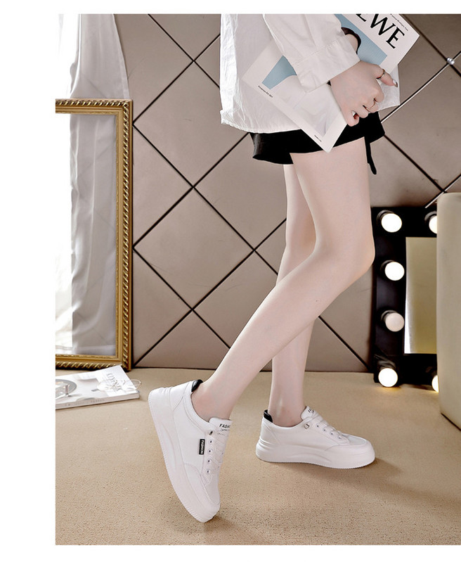 Γυναικεία μοντέρνα sneakers σε δύο μοντέλα και επίπεδη σόλα