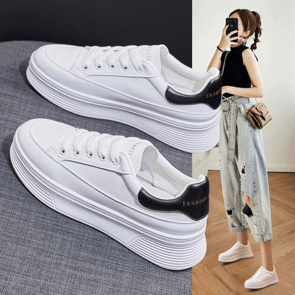 Tenisi de dama actuali cu talpa plata in trei modele