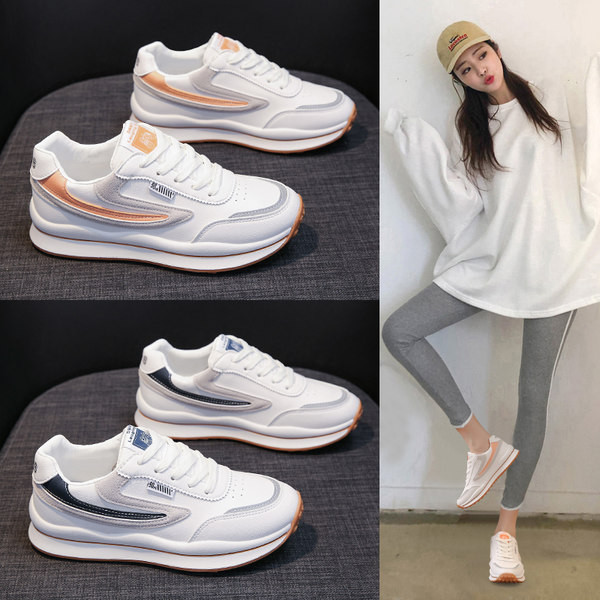 Adidași de damă cu inscripție și talpă plată