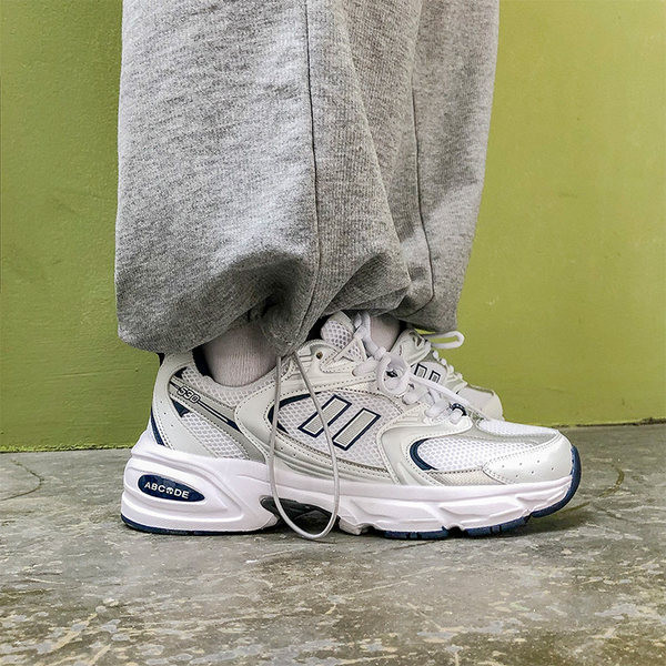 Adidași respirabili pentru bărbați, cu plasă și șireturi