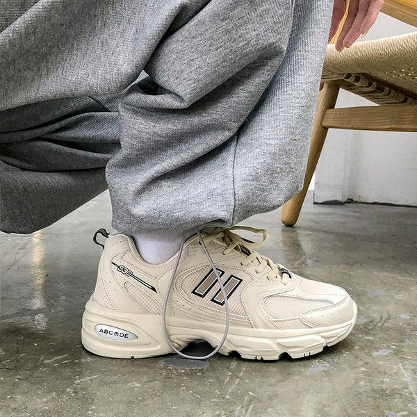 Adidași respirabili pentru bărbați, cu plasă și șireturi