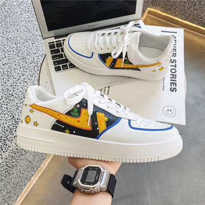 Adidași bărbați model înalt cu aplicație