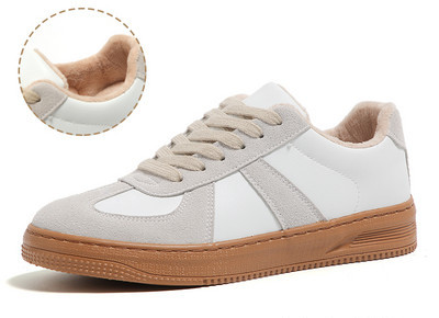 Μοντέρνα γυναικεία sneakers από οικολογικό δέρμα με απαλή φόδρα