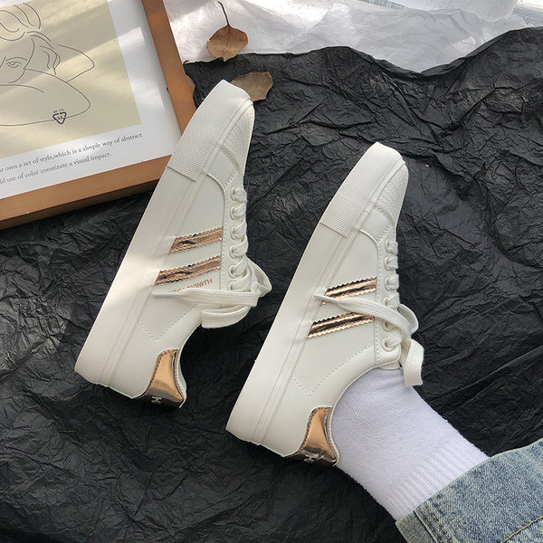 Κομψά γυναικεία sneakers με μπορντούρα και επίπεδη σόλα