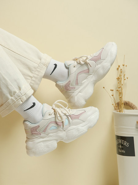 Adidasi eleganti de dama cu plasa si talpa aspra