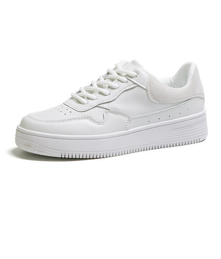 Aktualne ženske tenisice u dva modela i na vezivanje