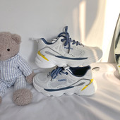 Adidași moderni de damă cu inscripție și plasă