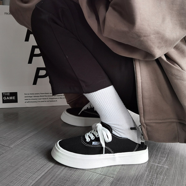 Γυναικεία casual sneakers από ύφασμα με επίπεδη σόλα