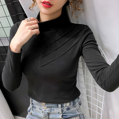 Bluză de damă moale cu guler scăzut