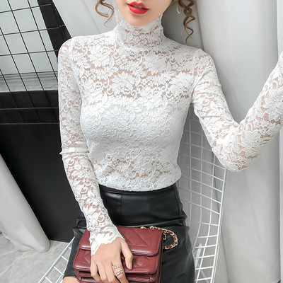 Čipkana bluza s visokim ovratnikom i dugim rukavima