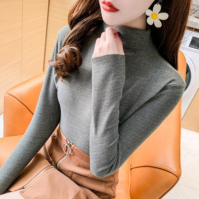 Γυναικεία εφαρμοστή μπλούζα με γιακά