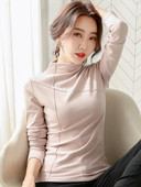 Polo toamna-iarna cu nasturi decorativi