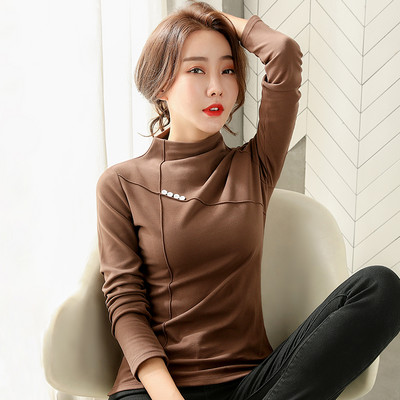 Polo toamna-iarna cu nasturi decorativi