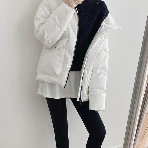 Široka asimetrična bluza s gumbima i prorezom