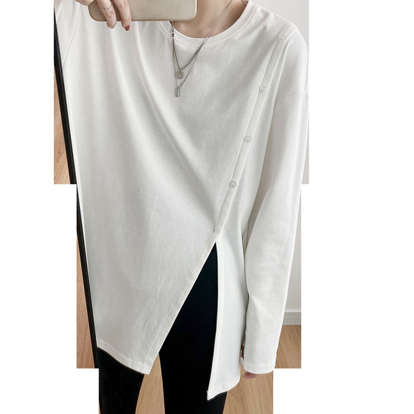 Široka asimetrična bluza s gumbima i prorezom