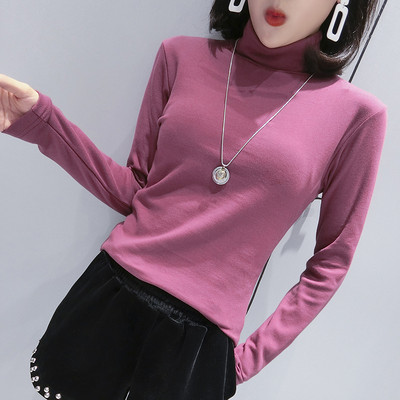 Bluză de damă simplă cu guler polo