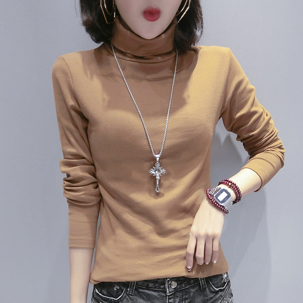 Bluză de damă simplă cu guler polo