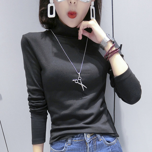 Bluză de damă simplă cu guler polo