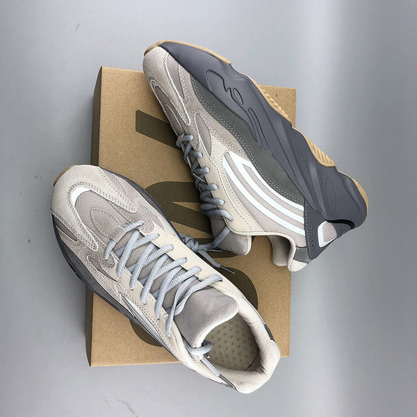 Ανδρικά αθλητικά παπούτσια από οικολογικό σουέτ - τρία μοντέλα