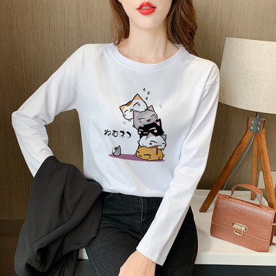 Casual μπλούζα με οβάλ λαιμόκοψη και απλικέ