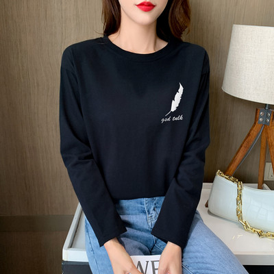 Casual μπλούζα με οβάλ λαιμόκοψη και απλικέ