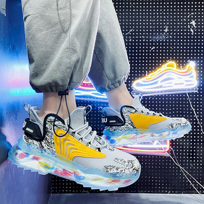 Νέο μοντέλο ανδρικά sneakers που αναπνέουν με χρωματιστή σόλα