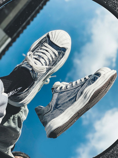 Model nou de adidasi de toamna pentru barbati cu talpa groasa in albastru si negru