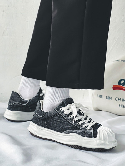 Model nou de adidasi de toamna pentru barbati cu talpa groasa in albastru si negru