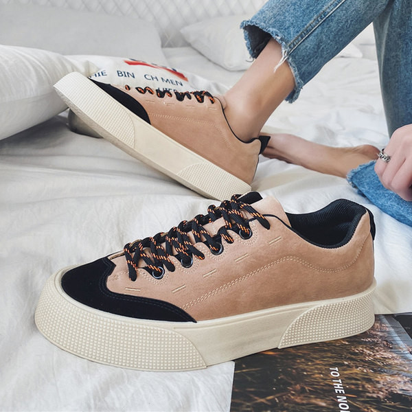 Muške tenisice od umjetne kože s ravnim potplatom