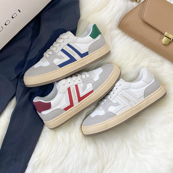 Ženske tenisice na vezice u tri boje