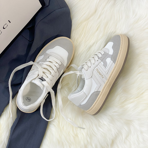 Ženske tenisice na vezice u tri boje