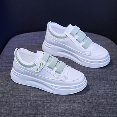 Γυναικεία μοντέρνα sneakers με velcro σε δύο μοντέλα