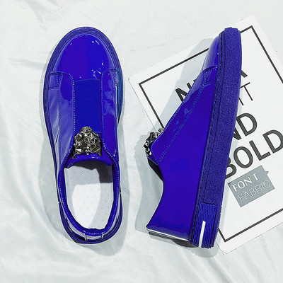 Ανδρικά παπούτσια από λουστρίνι με επίπεδη σόλα