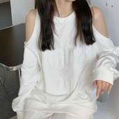 Bluză modernă de toamnă cu umerii goi