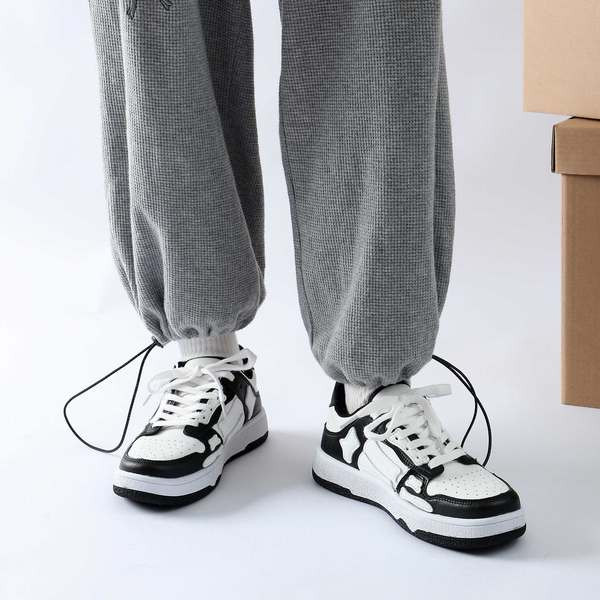 Γυναικεία casual sneakers από οικολογικό δέρμα σε δύο χρώματα