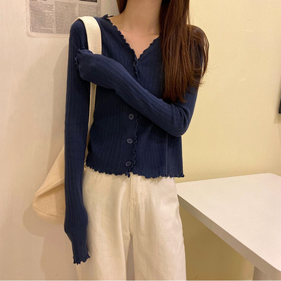 Γυναικεία λεπτή ζακέτα με κουμπιά και βολάν