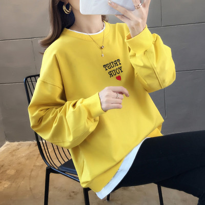 Bluză casual de damă cu inscripție și decolteu rotund - model larg