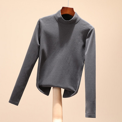 Polo dens de toamnă-iarnă cu o inscripție