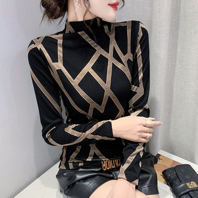 Γυναικεία μπλούζα με γεωμετρικά σχήματα, μακριά μανίκια