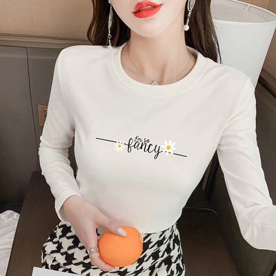 Bluză de damă mulată cu imprimeu color și inscripție