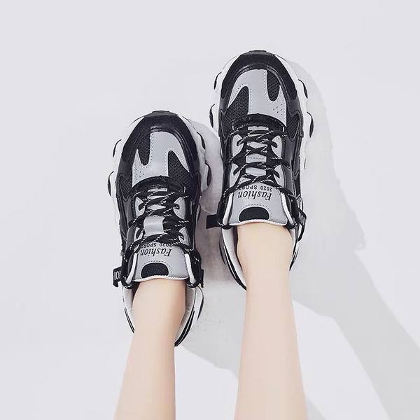 Ženske aktualne tenisice s grubim potplatom i mrežicom s natpisom