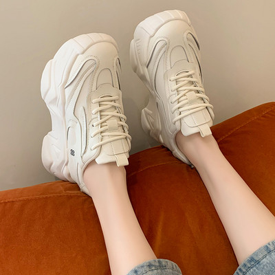 Tenisi dama cu sireturi - alb-negru