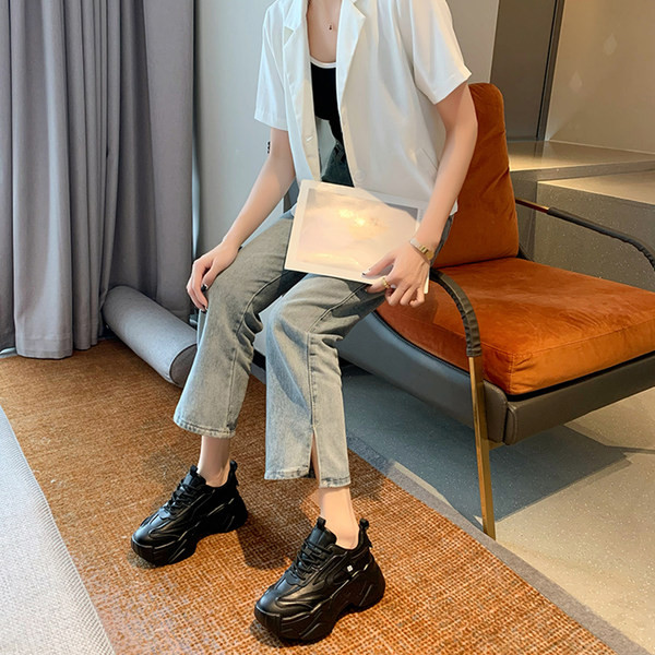 Tenisi dama cu sireturi - alb-negru