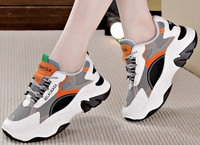 Adidasi de dama cu sireturi si talpa plata