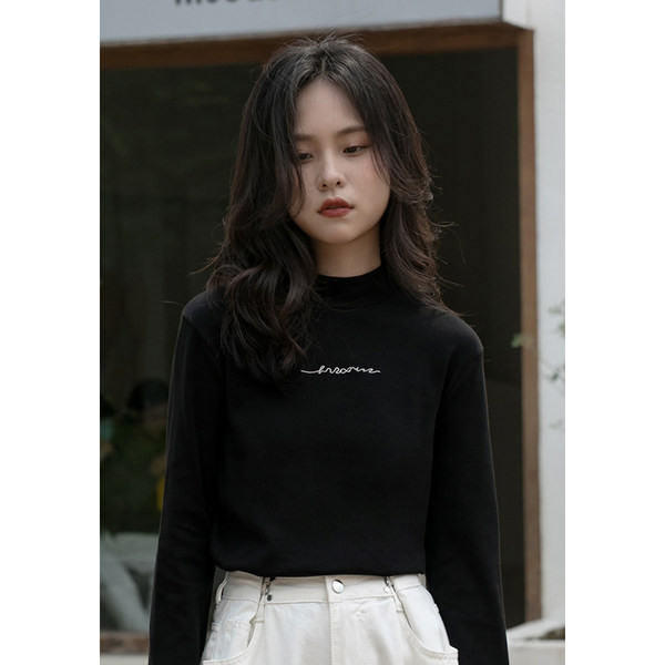 Ležerna pamučna ženska bluza sa natpisom